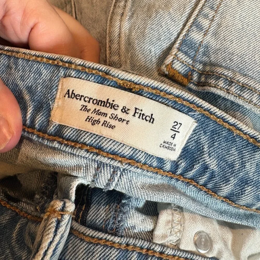 Abercrombie & Fitch size 27